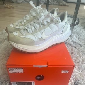 Nike sacai vaporwaffle size 10.5 - white/sail colorway